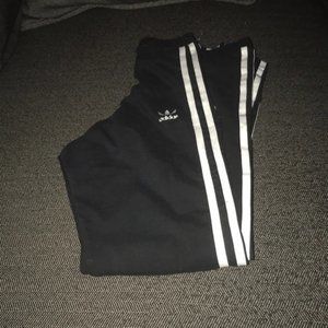 SOLD✅ Adidas 3 Stripe Leggings